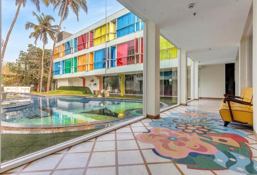 Отель I Love Bell Bottoms Vagator Goa