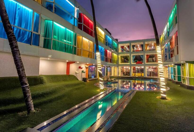 Отель I Love Bell Bottoms Vagator Goa