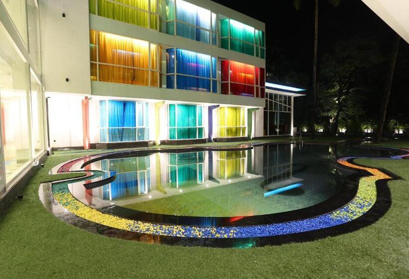 Отель I Love Bell Bottoms Vagator Goa