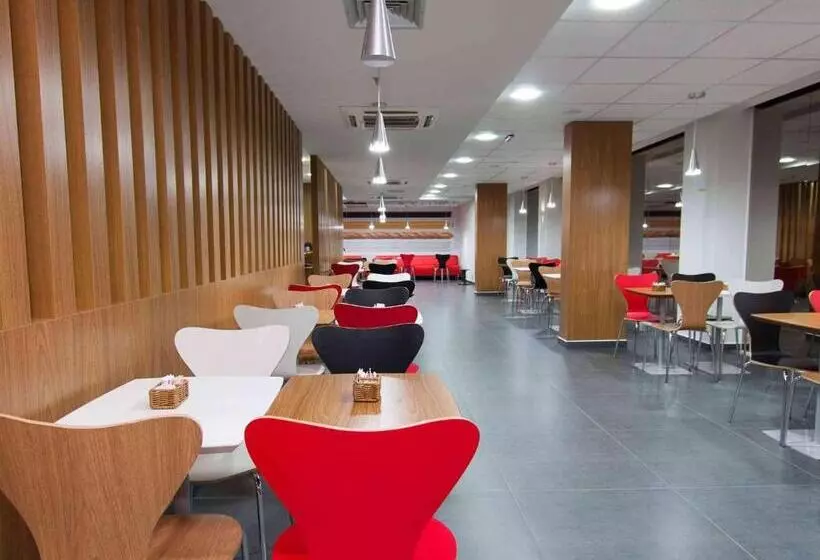 هتل Ibis Cascavel