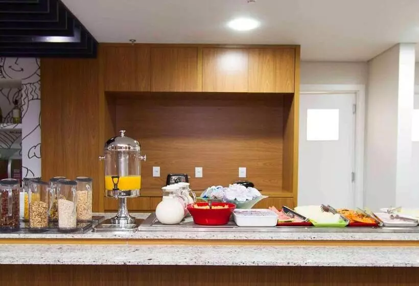 هتل Ibis Cascavel
