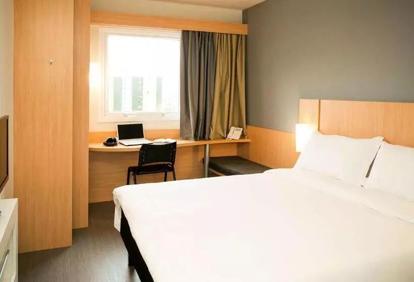 هتل Ibis Cascavel