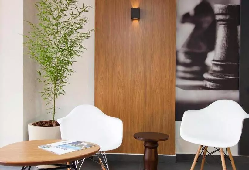 هتل Ibis Cascavel