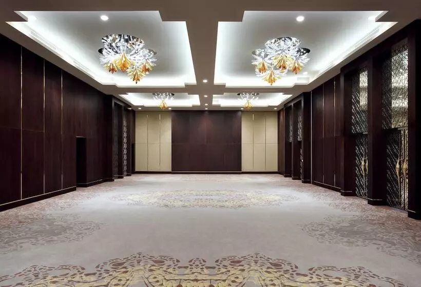 Marriott Hotel Downtown Abu Dhabi