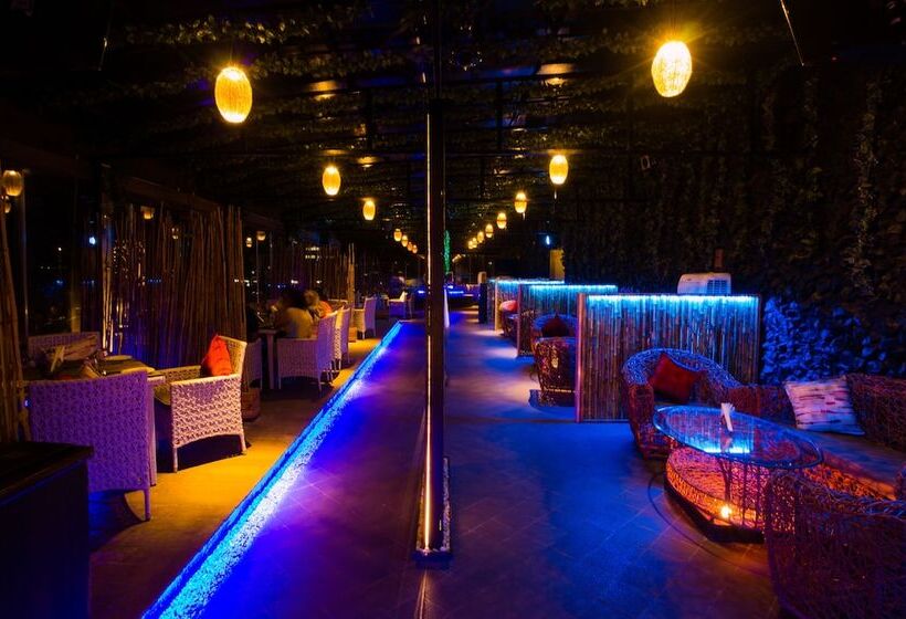 בית מלון כפרי Mittal Avenue & Paradise