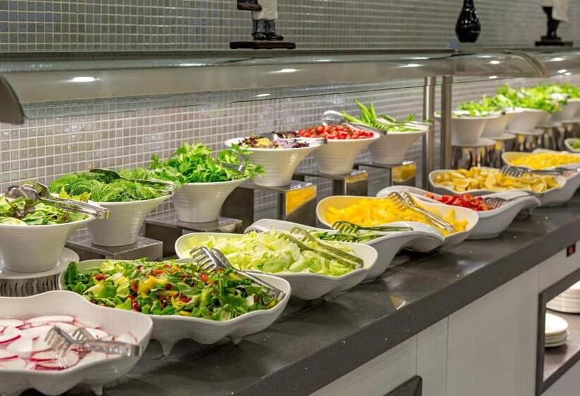 هتل Royal Seginus