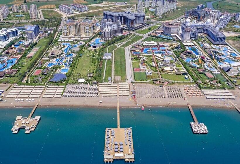 هتل Royal Seginus