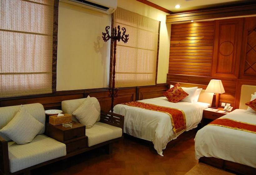 Hotell The Golden Lake