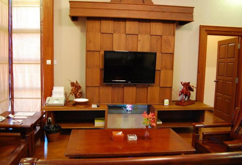 Hotell The Golden Lake