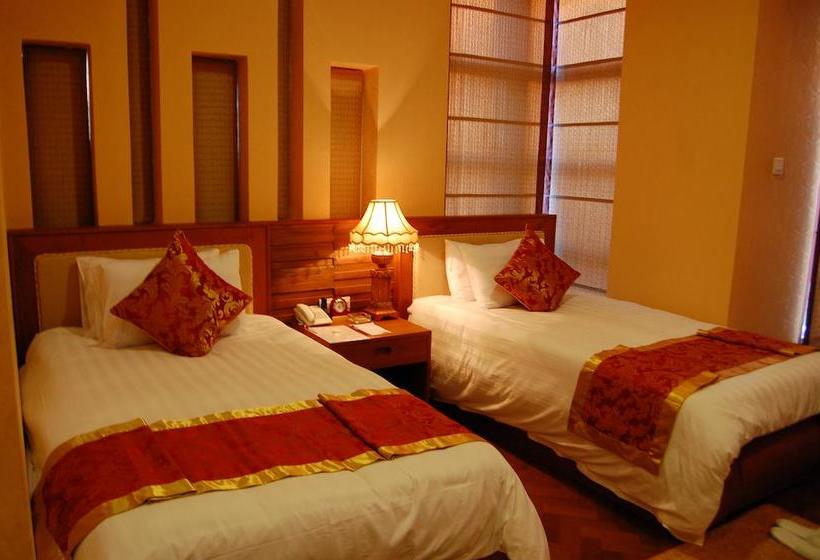 Hotell The Golden Lake