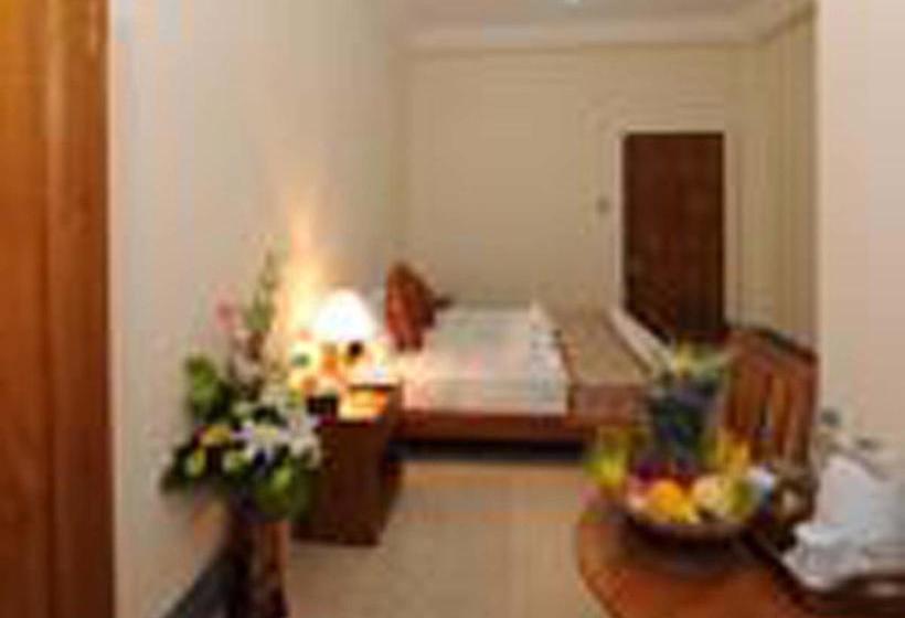 Hotell The Golden Lake