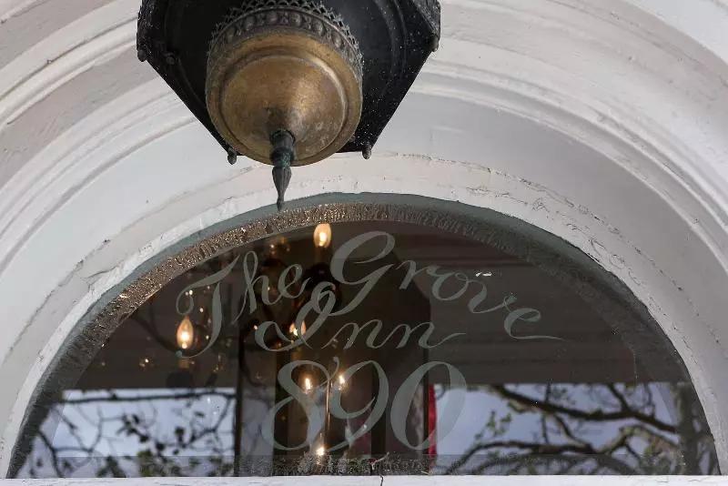 ホテル The Grove Inn