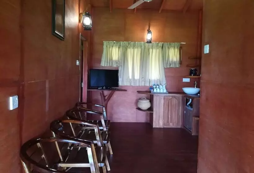 هتل The Hideout Sigiriya