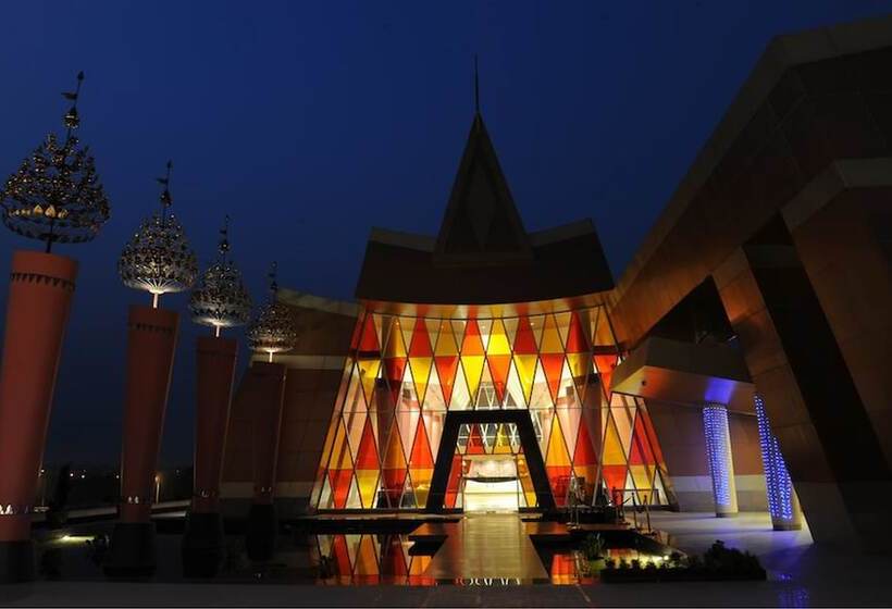 هتل The Myat Mingalar