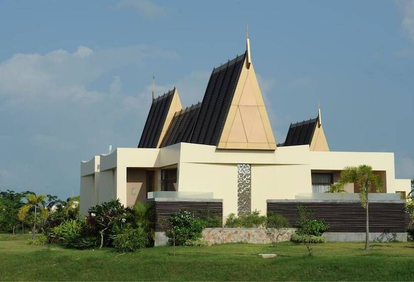 هتل The Myat Mingalar