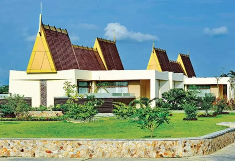 هتل The Myat Mingalar