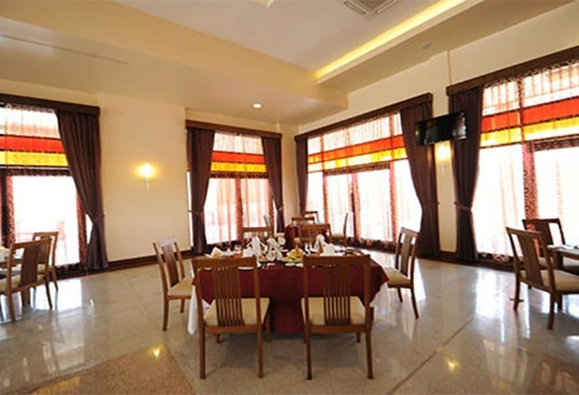 هتل The Myat Mingalar