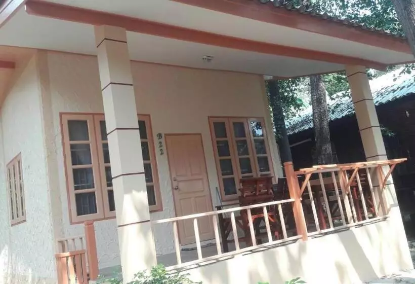 ホテル Tubtim Resort