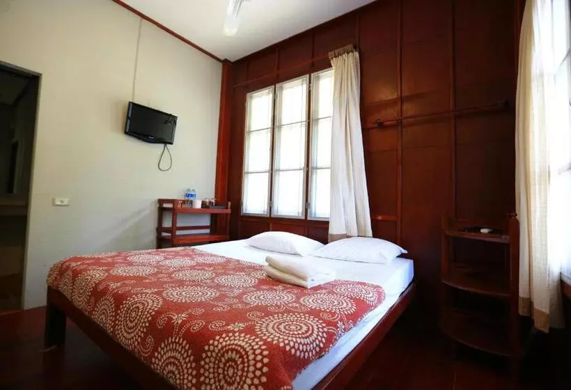 ホテル Tubtim Resort