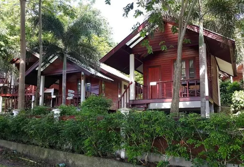 ホテル Tubtim Resort