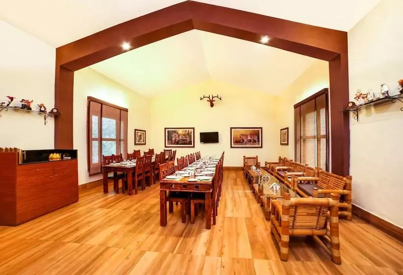 Lemon Tree Wildlife Resort, Bandhavgarh