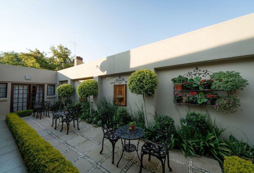 ペンション 12 On Brecher