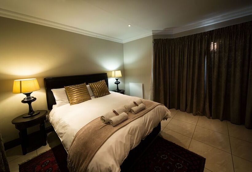 ペンション 12 On Brecher