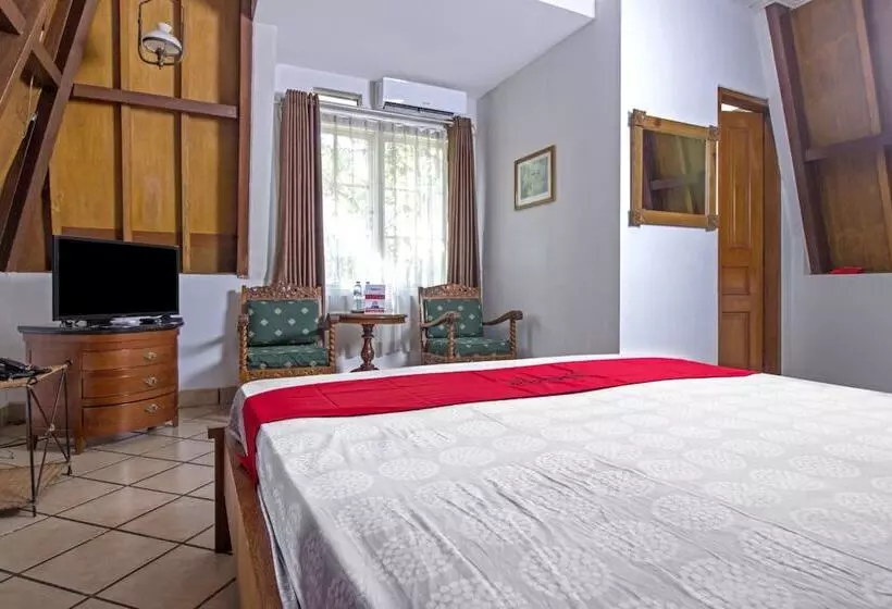 ペンション Reddoorz Plus Near Parahyangan University
