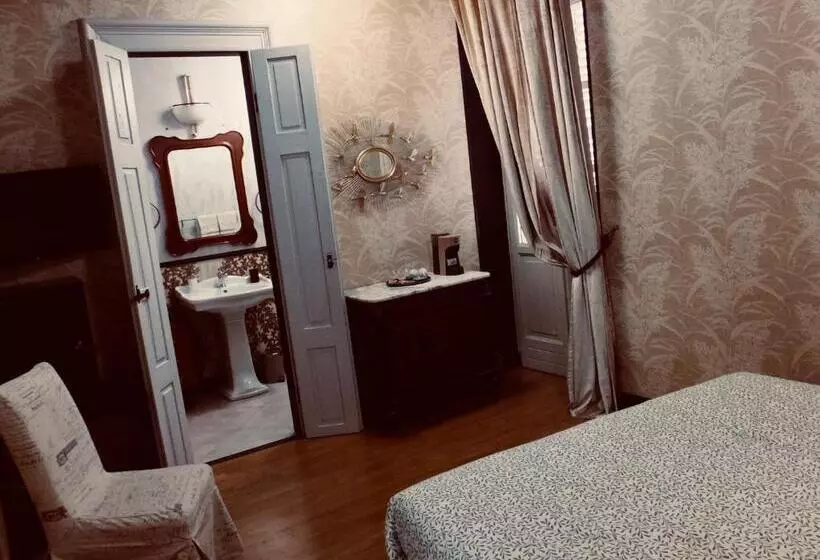 Aamiaismajoitus (B&B) La Meridiana D Alba