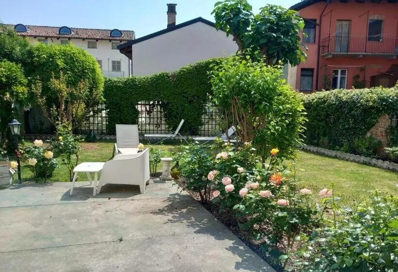 Aamiaismajoitus (B&B) La Meridiana D Alba