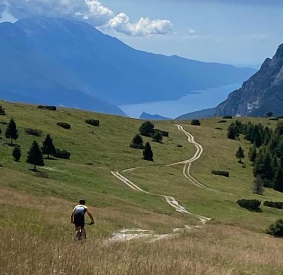 住宿加早餐 Pedegagia