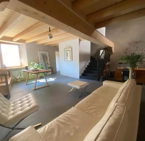 Aamiaismajoitus (B&B) Pedegagia