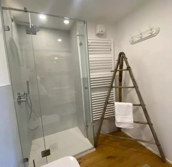 Aamiaismajoitus (B&B) Pedegagia