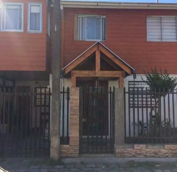 ユースホステル Hostal Palmed