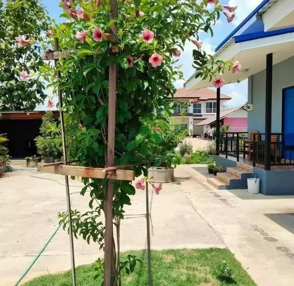 Hotelli หม่อนเมือง รีสอร์ท