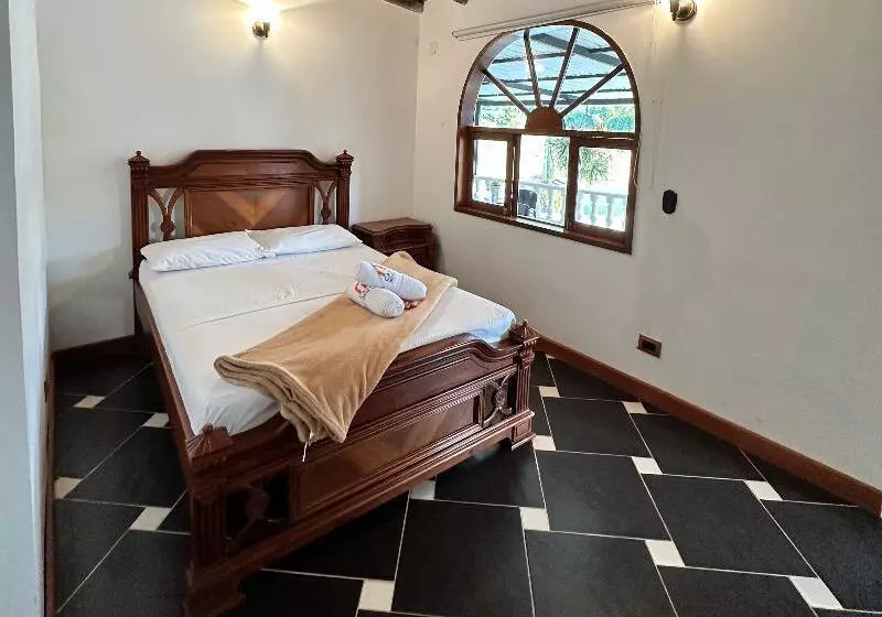 ホテル Casa Linda Guatape
