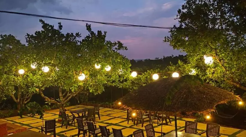 Hotelli Chalobahills Farmstay Resort