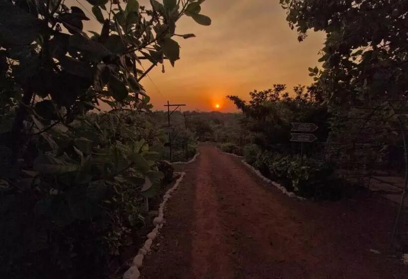Hotelli Chalobahills Farmstay Resort