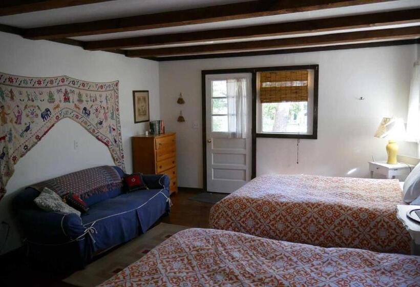 בית מלון כפרי Race Brook Lodge