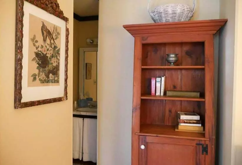 Hotelli Race Brook Lodge