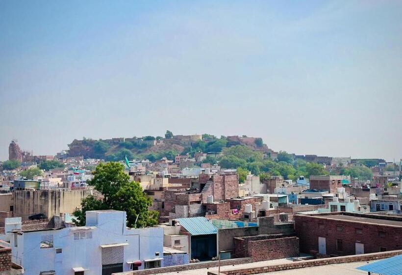 בית מלון כפרי The New View