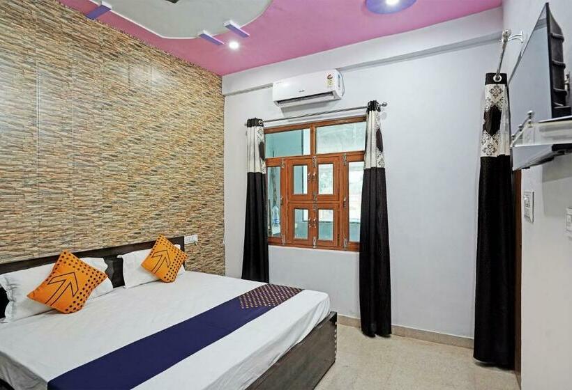 Oyo Flagship Hotel The Grand Classic