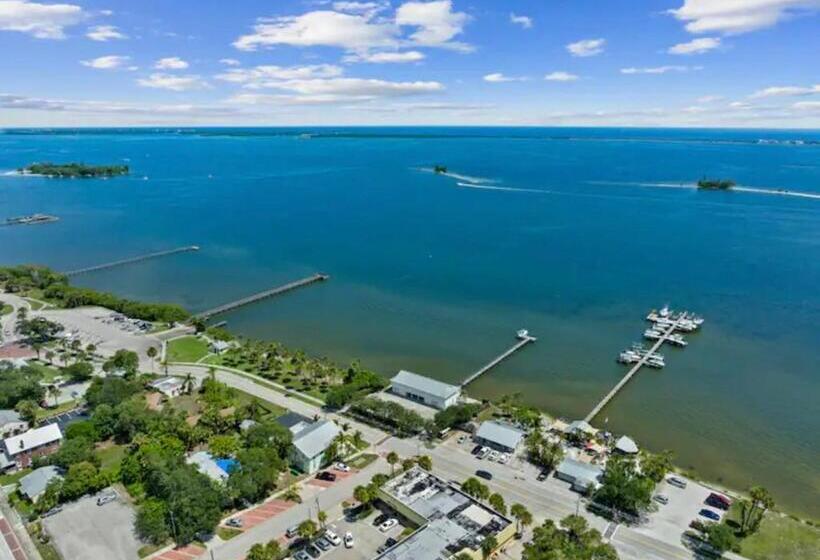 Pensjonat Key West In Sebastian