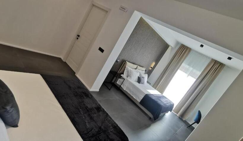 住宿加早餐  Sicily Milazzo Seafront Rooms