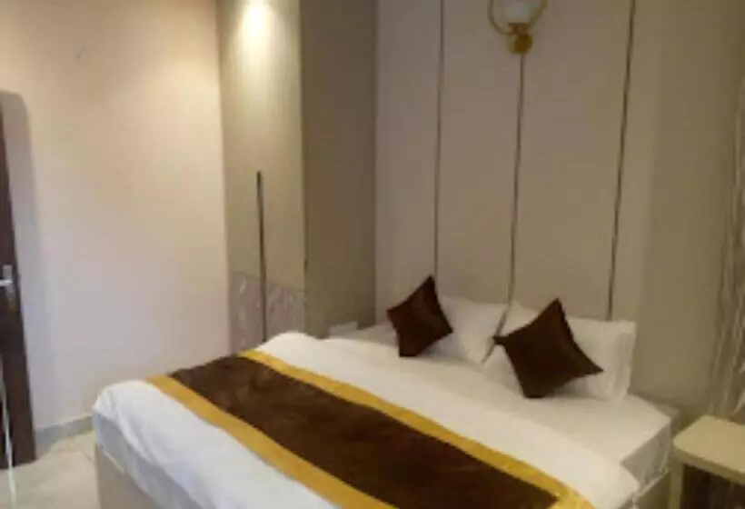 Hotelli Regalia Budaun Uttar Pradesh   Excellent Stay With Family