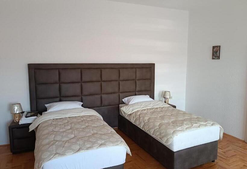 پانسیون Stan Na Dan Kod Sase