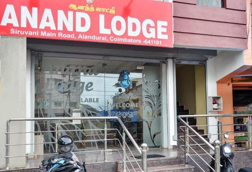 Spot On Hotel Anand Lodge