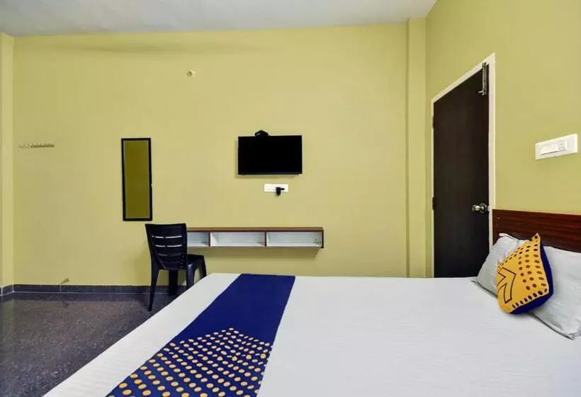 Spot On Hotel Anand Lodge