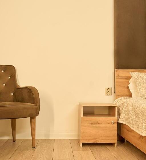 هاستل Royal Max Hotel & Spa