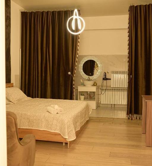 هاستل Royal Max Hotel & Spa